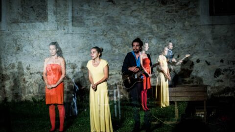 Născut în ‘90. Sau?