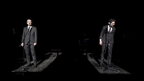 ,,Cel mai bun mod de a pierde controlul este prin a face teatru’’