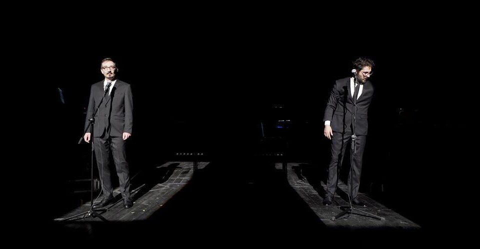 ,,Cel mai bun mod de a pierde controlul este prin a face teatru’’