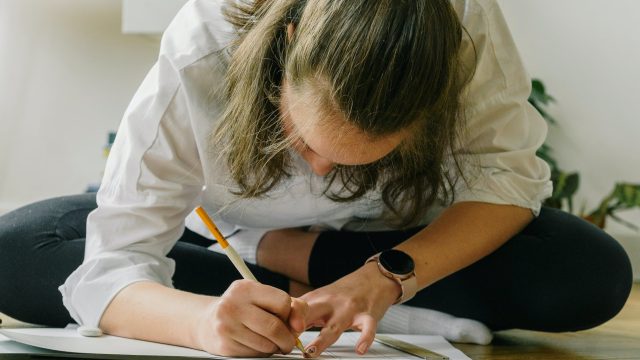 Concurs de creație literară pentru liceeni la Facultatea de Litere și Arte a ULBS