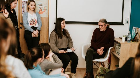 „Tot ce am avut bun în viață a fost prin literatură: toate fericirile mele și toate nefericirile mele au venit prin literatură.” – Marin Mălaicu-Hondrari