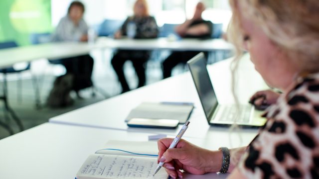Concurs editorial: De la relatare la schimbare – tulburările de sănătate mintală dincolo de stigmatizare