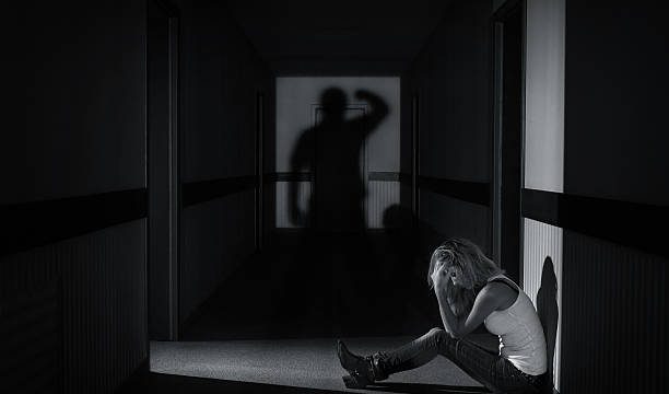 Femicidul, în atenția presei mai mult ca niciodată. Cum privesc tinerii fenomenul