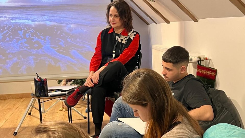 Tinerii NEET au nevoie de sprijin, nu de etichete